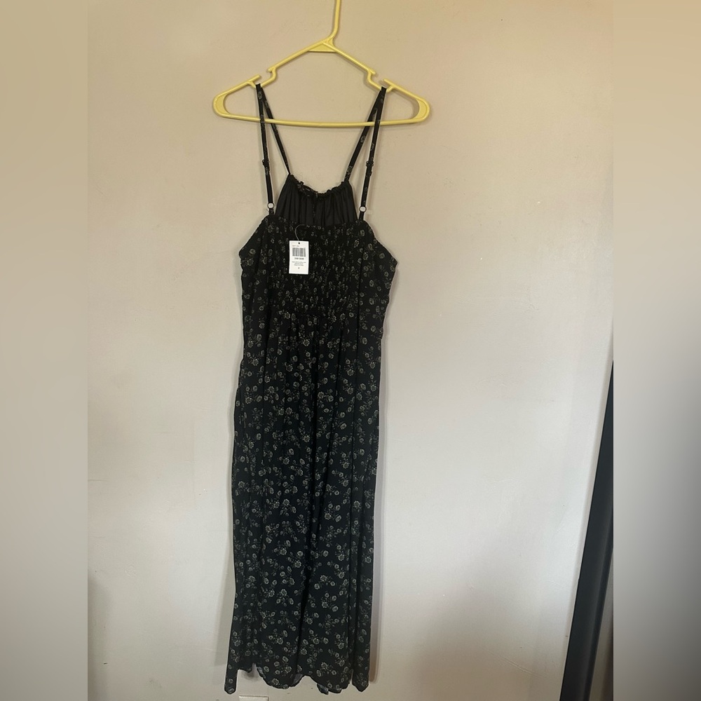 Sleeveless Black Floral Maxi Dress with Spaghetti Straps - Picture 3 of 6